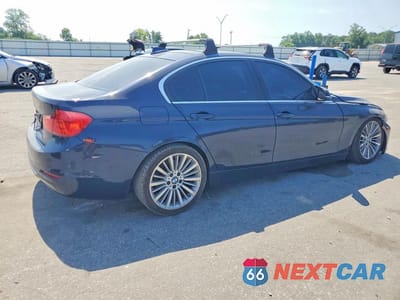 Trzecie zdjęcie samochodu z tyłu: 2015 BMW 328 XI SULEV VIN:WBA3B5C55FF961031 - miniatura