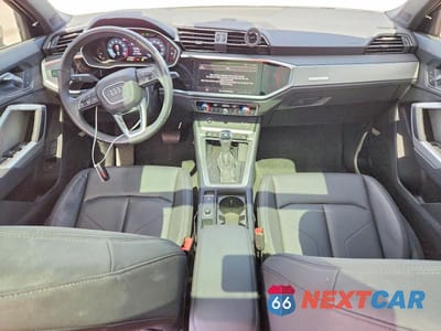 Zdjęcie 8 z 13 samochodu: 2024 AUDI Q3 PREMIUM S LINE 45 VIN:WA1DECF35R1117113 - miniatura