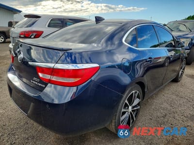 Trzecie zdjęcie samochodu z tyłu: 2016 BUICK VERANO SPORT TOURING VIN:1G4PW5SK4G4181756 - miniatura