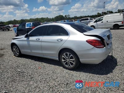Drugie zdjęcie samochodu z przodu: 2015 MERCEDES-BENZ C 300 4MATIC VIN:55SWF4KB7FU064320 - miniatura