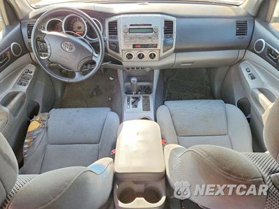 Zdjęcie 8 z 12 samochodu: 2009 TOYOTA TACOMA DOUBLE CAB VIN:3TMLU42N29M029463 - miniatura