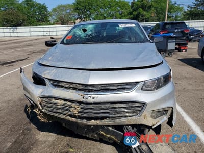 Piąte zdjęcie samochodu w środku: 2018 CHEVROLET MALIBU LS VIN:1G1ZB5STXJF241187 - miniatura