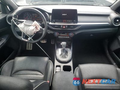 Zdjęcie 8 z 12 samochodu: 2022 KIA FORTE GT LINE VIN:3KPF54AD6NE478927 - miniatura