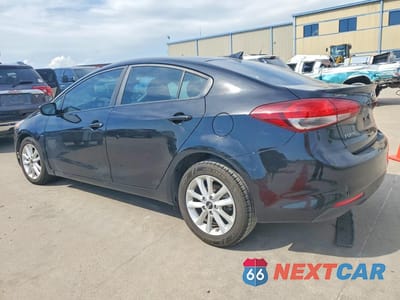 Drugie zdjęcie samochodu z przodu: 2017 KIA FORTE S VIN:3KPFL4A75HE103941 - miniatura