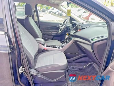 Piąte zdjęcie samochodu w środku: 2014 FORD ESCAPE SE VIN:1FMCU9G98EUC77338 - miniatura