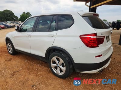 Drugie zdjęcie samochodu z przodu: 2011 BMW X3 VIN:5UXWX5C56BL711132 - miniatura