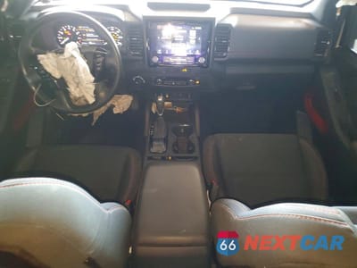 Zdjęcie 8 z 12 samochodu: 2023 NISSAN FRONTIER PRO-4X VIN:1N6ED1EK7PN631901 - miniatura