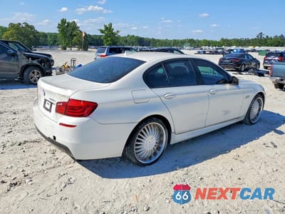 Trzecie zdjęcie samochodu z tyłu: 2013 BMW 528 I VIN:WBAXG5C50DDY37955 - miniatura
