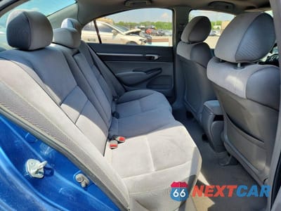Zdjęcie 10 z 12 samochodu: 2006 HONDA CIVIC VIN:1HGFA16846L045087 - miniatura