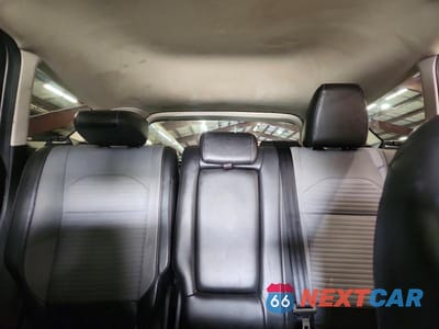 Zdjęcie 10 z 13 samochodu: 2017 FORD ESCAPE TITANIUM VIN:1FMCU0JD4HUC04836 - miniatura