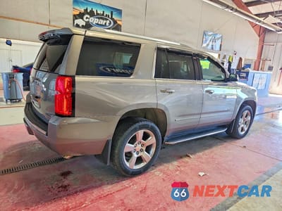 Trzecie zdjęcie samochodu z tyłu: 2019 CHEVROLET TAHOE K1500 PREMIER VIN:1GNSKCKC1KR403681 - miniatura