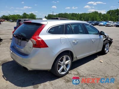Trzecie zdjęcie samochodu z tyłu: 2016 VOLVO V60 T5 PREMIER VIN:YV140MEK6G1310042 - miniatura