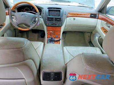 Zdjęcie 8 z 12 samochodu: 2003 LEXUS LS 430 VIN:JTHBN30F630107041 - miniatura