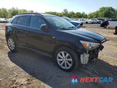 Czwarte zdjęcie samochodu z boku: 2015 MITSUBISHI OUTLANDER SPORT SE VIN:4A4AR4AU4FE014717 - miniatura