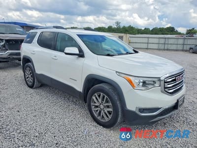 Czwarte zdjęcie samochodu z boku: 2019 GMC ACADIA SLE VIN:1GKKNLLA8KZ203673 - miniatura