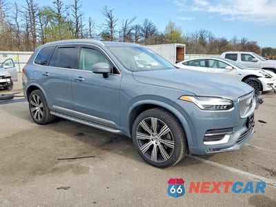 Czwarte zdjęcie samochodu z boku: 2020 VOLVO XC90 T6 INSCRIPTION VIN:YV4A221L4L1553958 - miniatura