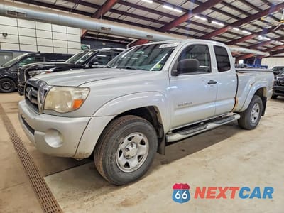 2005 TOYOTA TACOMA ACCESS CAB 5TEUU42N85Z137975 - główne zdjęcie licytacji z USA - miniatura