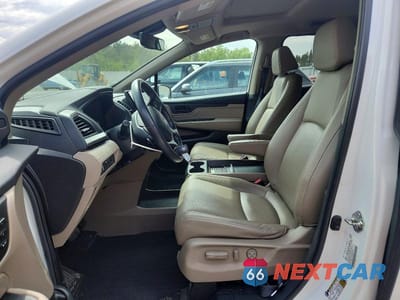 Zdjęcie 7 z 13 samochodu: 2020 HONDA ODYSSEY EXL VIN:5FNRL6H72LB046535 - miniatura