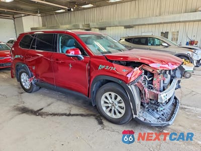 Czwarte zdjęcie samochodu z boku: 2024 TOYOTA GRAND HIGHLANDER XLE VIN:5TDAAAB55RS064089 - miniatura