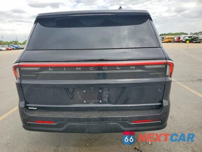 Zdjęcie 6 z 13 samochodu: 2025 LINCOLN NAVIGATOR L RESERVE VIN:5LMJJ3LG5SEL13099 - miniatura