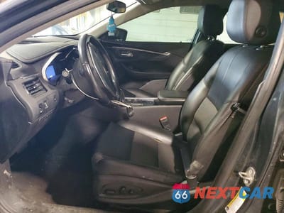 Zdjęcie 7 z 12 samochodu: 2018 CHEVROLET IMPALA LT VIN:2G1105SA5J9141119 - miniatura