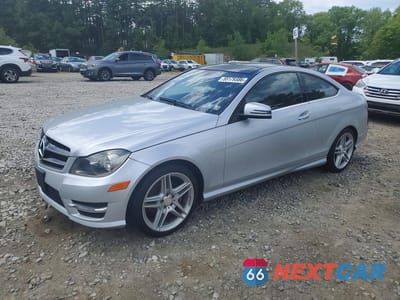 2012 MERCEDES-BENZ C 250 WDDGJ4HB8CF901892 - główne zdjęcie licytacji z USA - miniatura