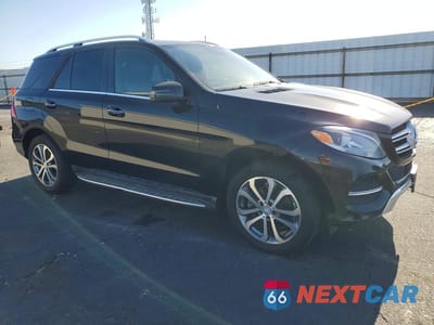 Czwarte zdjęcie samochodu z boku: 2016 MERCEDES-BENZ GLE 350 4MATIC VIN:4JGDA5HB9GA655758 - miniatura