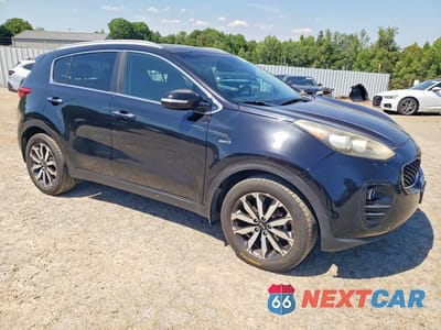 Czwarte zdjęcie samochodu z boku: 2017 KIA SPORTAGE EX VIN:KNDPNCAC8H7256447 - miniatura
