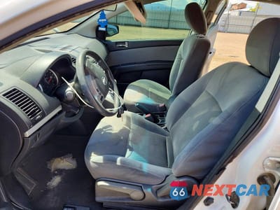 Zdjęcie 7 z 13 samochodu: 2010 NISSAN SENTRA 2.0 VIN:3N1AB6APXAL670286 - miniatura