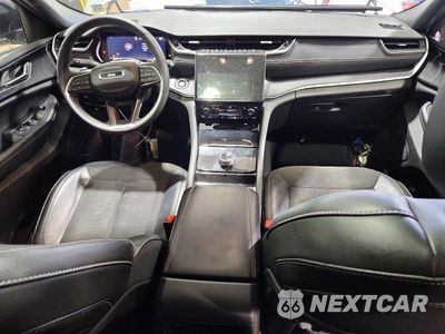 Zdjęcie 8 z 13 samochodu: 2023 JEEP GRAND CHEROKEE LAREDO VIN:1C4RJHAG7P8765670 - miniatura