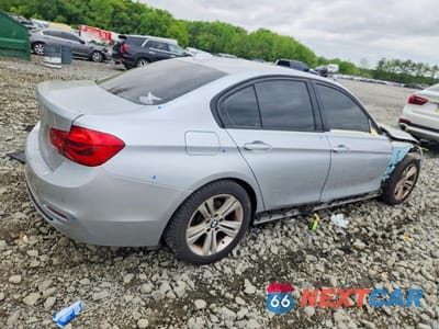 Trzecie zdjęcie samochodu z tyłu: 2016 BMW 328 XI SULEV VIN:WBA8E3G53GNT76628 - miniatura