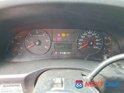 Zdjęcie 9 z 12 samochodu: 2005 FORD F350 SUPER DUTY DUMP TRUCK VIN:1FDWF375X5EB96966 - miniatura