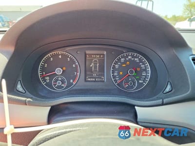 Zdjęcie 9 z 12 samochodu: 2013 VOLKSWAGEN PASSAT SE VIN:1VWBP7A32DC012352 - miniatura