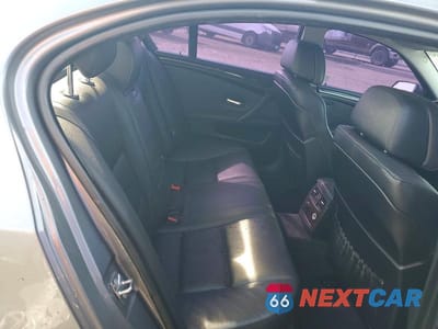 Zdjęcie 9 z 11 samochodu: 2010 BMW 528 I VIN:WBANU5C5XABY65429 - miniatura