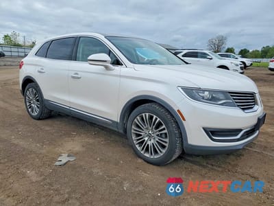 Czwarte zdjęcie samochodu z boku: 2017 LINCOLN MKX RESERVE VIN:2LMPJ8LR9HBL30699 - miniatura