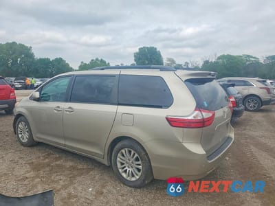 Drugie zdjęcie samochodu z przodu: 2015 TOYOTA SIENNA XLE PREMIUM 8-PASSENGER VIN:5TDYK3DC5FS680258 - miniatura