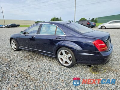 Drugie zdjęcie samochodu z przodu: 2008 MERCEDES-BENZ S 550 VIN:WDDNG71XX8A164616 - miniatura