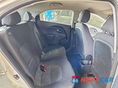 Zdjęcie 11 z 13 samochodu: 2014 KIA RIO LX VIN:KNADM5A38E6358539 - miniatura