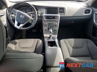 Zdjęcie 8 z 12 samochodu: 2014 VOLVO S60 T5 VIN:YV1612FS3E2294625 - miniatura