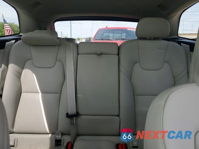 Zdjęcie 10 z 13 samochodu: 2025 VOLVO XC60 PLUS VIN:YV4M12RCXS1135455 - miniatura