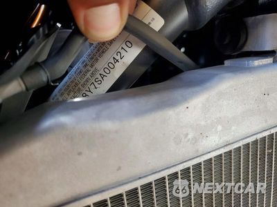 Zdjęcie 9 z 9 samochodu: 2025 YAMAHA YZFR7 VIN:JYARM38Y7SA004210 - miniatura