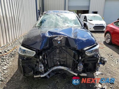 Piąte zdjęcie samochodu w środku: 2019 BMW X5 XDRIVE50I VIN:5UXJU2C5XKLN65349 - miniatura