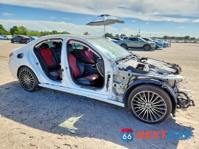 Czwarte zdjęcie samochodu z boku: 2024 MERCEDES-BENZ C 300 VIN:W1KAF4GB4RR180955 - miniatura