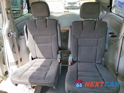 Zdjęcie 10 z 14 samochodu: 2010 TOYOTA SIENNA LE 8-PASSENGER VIN:5TDKK4CC3AS321125 - miniatura