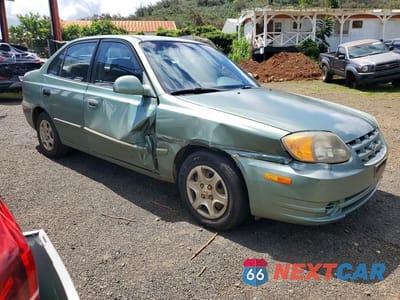 Czwarte zdjęcie samochodu z boku: 2003 HYUNDAI ACCENT GL VIN:KMHCG45C33U429984 - miniatura