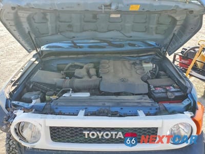 Zdjęcie 12 z 13 samochodu: 2014 TOYOTA FJ CRUISER BASE VIN:JTEBU4BFXEK192427 - miniatura