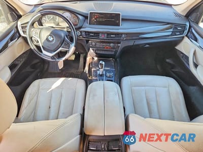 Zdjęcie 8 z 13 samochodu: 2015 BMW X5 XDRIVE35I VIN:5UXKR0C54F0K65758 - miniatura