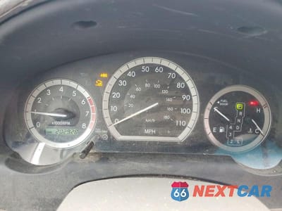Zdjęcie 9 z 13 samochodu: 2004 TOYOTA SIENNA LE 7 PASSENGER VIN:5TDZA23C14S095550 - miniatura