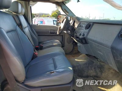 Zdjęcie 10 z 12 samochodu: 2013 FORD F250 SUPER DUTY VIN:1FTBF2A62DEB52747 - miniatura