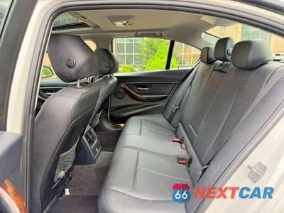 Zdjęcie 8 z 13 samochodu: 2014 BMW 328 XI VIN:WBA3B3C59EJ979225 - miniatura
